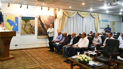 وزير البترول: لابد من تكثيف الجهود لزيادة الإنتاج