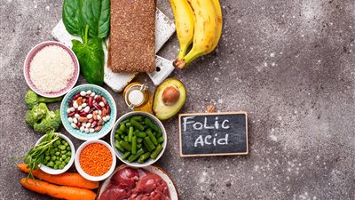 نائب وزير الصحة توصي المقبلات على الزواج بتناول الفوليك أسيد لهذا السبب