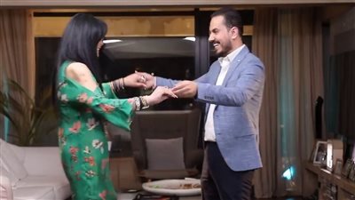 بالفيديو: نزار الفارس يطلب زواج حورية فرغلي، والأخيرة: مبروك عليك أنا 