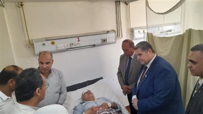 وكيل التعليم ومدير مكتب محافظ شمال سيناء يزوران مصابي الدبلومات الفنية