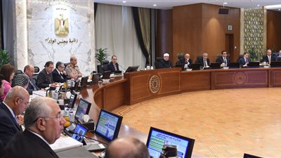 إقامة سنة وتعامل مع البنوك، الحكومة تمنح المستثمر الأجنبي مميزات جديدة 