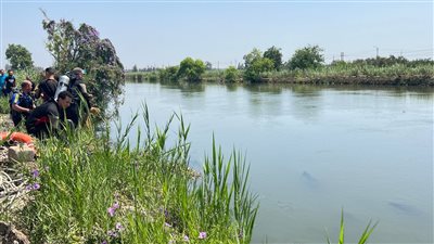 9 سيارات إسعاف للتعامل مع حادث انقلاب سيارة عمال في ترعة بالدقهلية