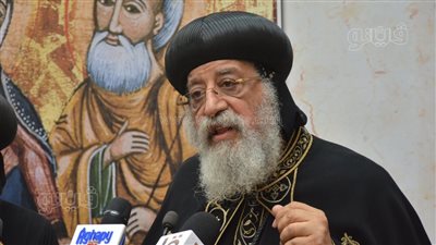 البابا تواضروس يتلقى تقريرا عن الخدمة في 3 قارات 