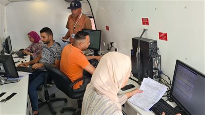 الكشف على 1119 مواطنًا خلال قافلة طبية مجانية بوادي النطرون بالبحيرة