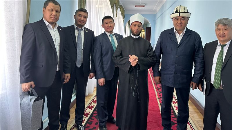 مساعد رئيس جمهورية