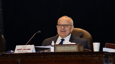 رئيس جامعة القاهرة: لا زيادة في مصروفات المدن الجامعية