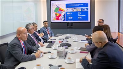 اقتصادية قناة السويس تغادر هونج كونج بمباحثات ثنائية ولقاءات مسئولين رفيعي المستوى