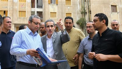  بدء تنفيذ أعمال تطوير ورفع كفاءة البنية التحتية لعمارات أوقاف العجيزي بطنطا (صور)