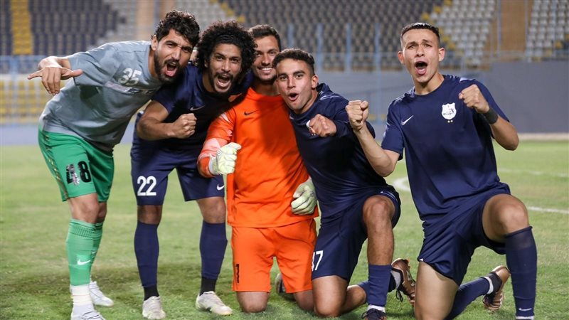 إنبي، فيتو