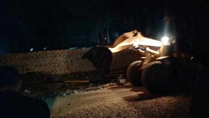 ازالة ملعب بدون ترخيص
