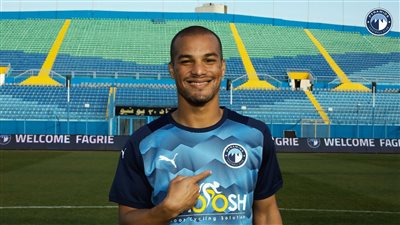 الدوري المصري، لاكاي يقود هجوم بيراميدز في مواجهة فيوتشر