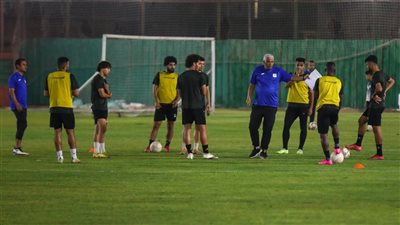المصري يستأنف تدريباته الجماعية في حضور ياسر يحيى وعضو مجلس النواب (صور) 
