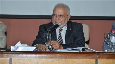 عبد الرسول عبد الهادي: تشجيع الاستثمار المحلي بحوافز جديدة وليس فرض ضرائب