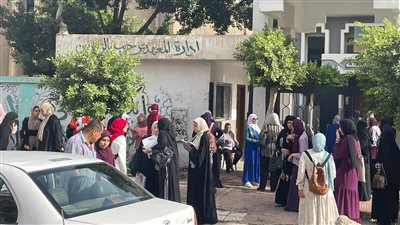 تشديد إجراءات مراجعة بيانات الطلاب قبل انطلاق امتحانات الثانوية الأزهرية (صور) 