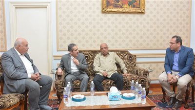 وزير قطاع الأعمال يستعرض الموقف التنفيذي لمشروع تطوير مصنع غزل المحلة