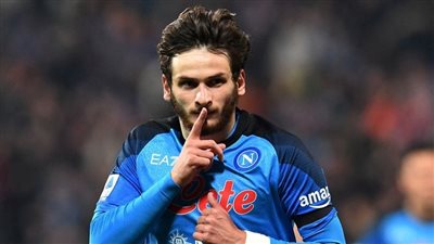 الدوري الإيطالي، نابولي يتقدم على يوفنتوس بهدف في الشوط الأول 