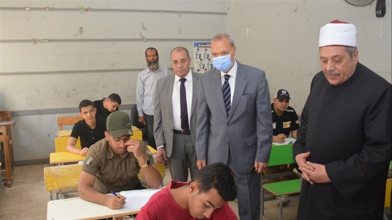 محافظ القليوبية يتفقد