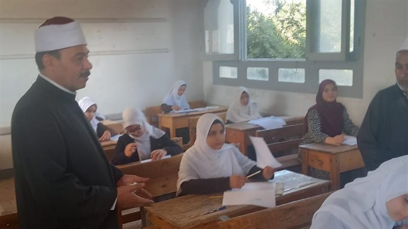 وكيل أزهر سوهاج يتفقد