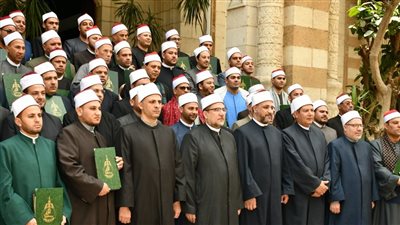 مختار جمعة يتلقى إشادات واسعة بأداء موفدي الأوقاف