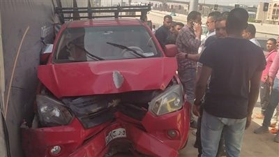 مصرع شخص اثر اصطدام سيارة في عمود إنارة بالتجمع الخامس 