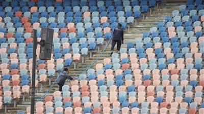 إستاد القاهرة يتزين قبل مباراة الأهلي والوداد بنهائي دوري أبطال أفريقيا (صور)