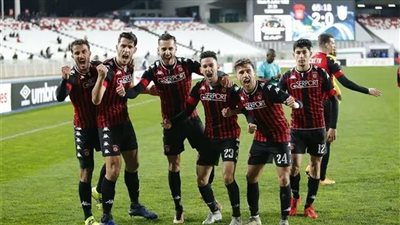 اتحاد العاصمة الجزائري يتوج بكأس الكونفدرالية الأفريقية