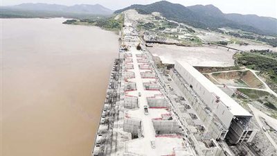 لقطات تعرض لأول مرة عن تفاصيل سد النهضة من الداخل (فيديو)