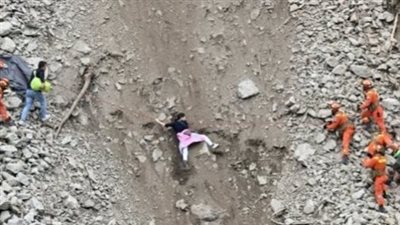 مصرع 14 شخصا في انهيار أرضي بالصين 