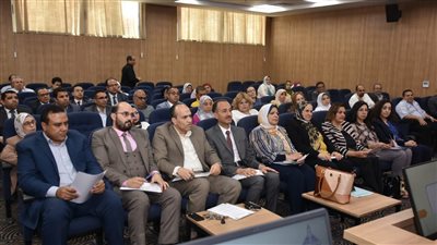 جامعة عين شمس تبحث سبل تطوير المراكز والوحدات ذات الطابع الخاص 