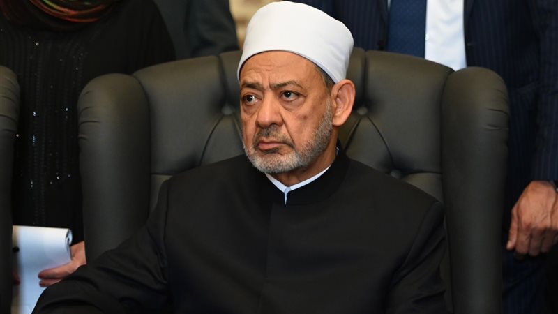 الدكتور أحمد الطيب