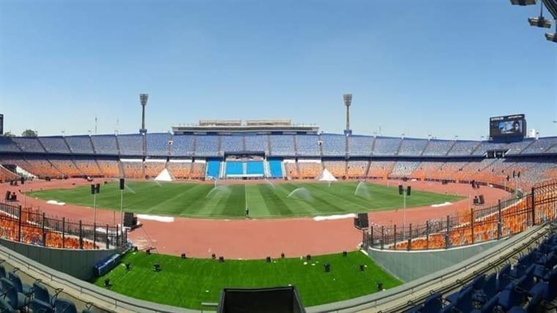 إستاد القاهرة الدولي،