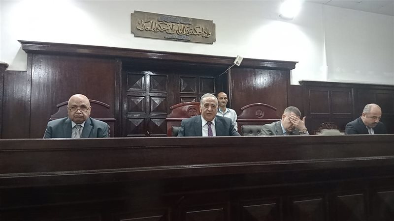 هيئة المحكمة بجنايات