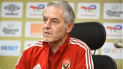 كولر يجتمع مع جهازه المعاون استعدادا لمواجهة العودة أمام الوداد 