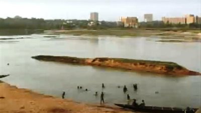 غرق 7 تلميذات بانقلاب قارب في نهر النيجر بغينيا