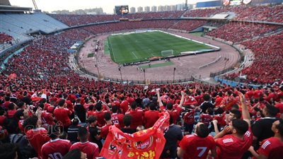 قنوات مجانية تنقل مباراة الأهلي والوداد المغربي في نهائي دوري الأبطال  