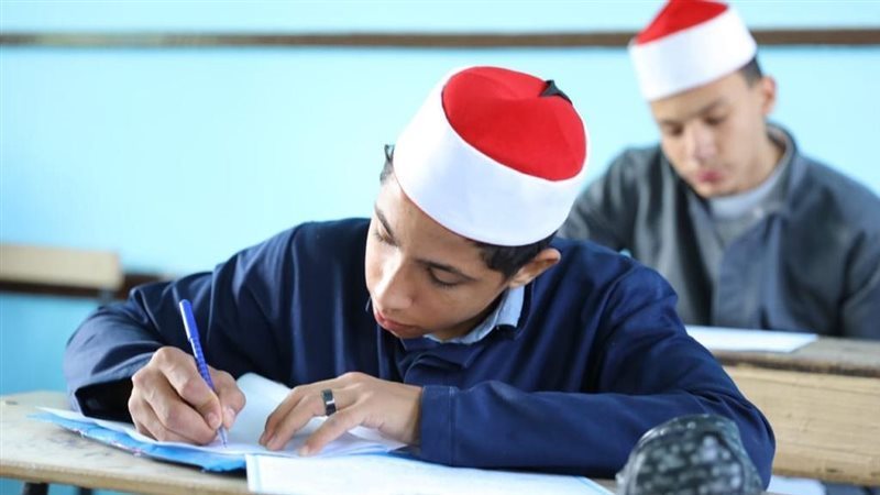طلاب المعاهد الأزهرية
