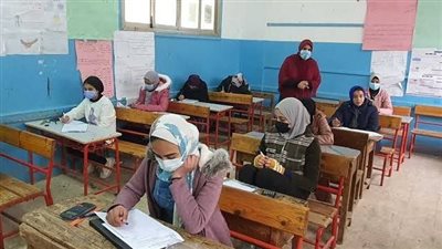 وزير التعليم يكشف عدد الراسبين في امتحانات الدبلومات الفنية 2023