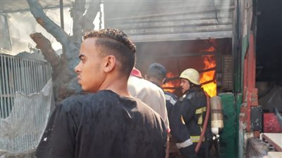 حريق هائل في مطعم أسماك شهير بحلوان ( صور)