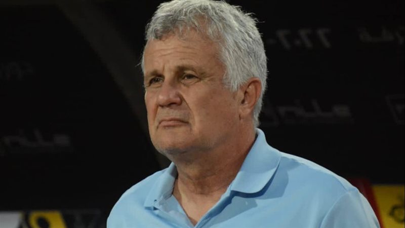 مانولوفيتش المدير