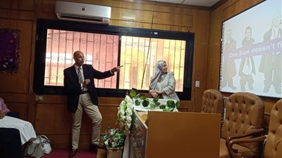 وكيل صحة الشرقية يتفقد وحدة التصلب المتعدد بمستشفى ديرب نجم 