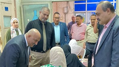 نائب رئيس جامعة الزقازيق يواصل متابعة سير الامتحانات بكلية الزراعة