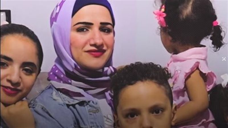 البلوجر أم زياد وأطفالها،