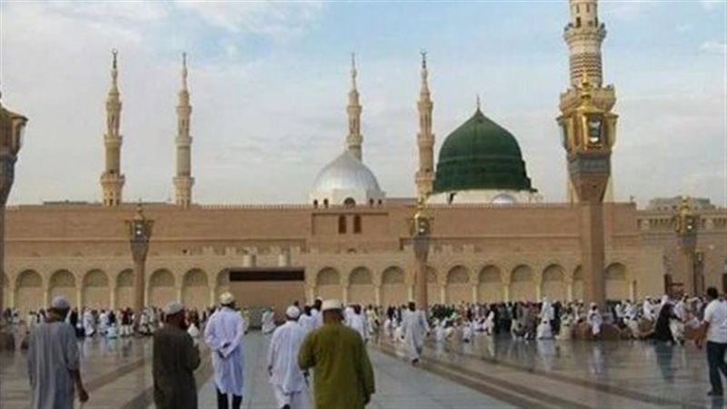 حكم زيارة النبي قبل