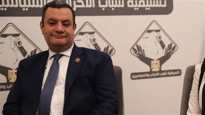 أكمل نجاتى،فيتو 