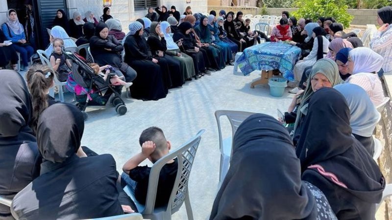 خيم الحزن والغضب