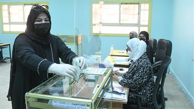 الغانم يحتفل مع أنصاره بعد فوزه في الانتخابات التشريعية الكويتية (فيديو) 