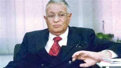 وزير التجارة ينعي مصطفى الرفاعي وزير الصناعة والتنمية التكنولوجية الأسبق