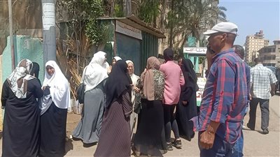 تباين آراء طلاب الثانوية الأزهرية حول امتحاني الجبر والهندسة بالدقهلية 