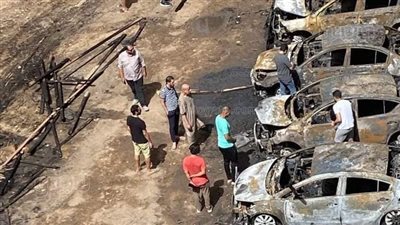 حريق جراج سيارات أسفل كوبري ترسا (صور)