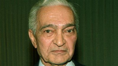 مصطفى خليل، رئيس الوزراء الذي غير النظام السياسي في مصر، ورفض كتابة مذكراته بعد نصيحة كاتب شهير